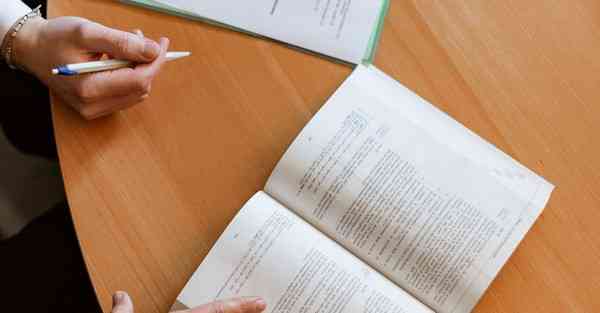 汉庭智能机器人送餐配音