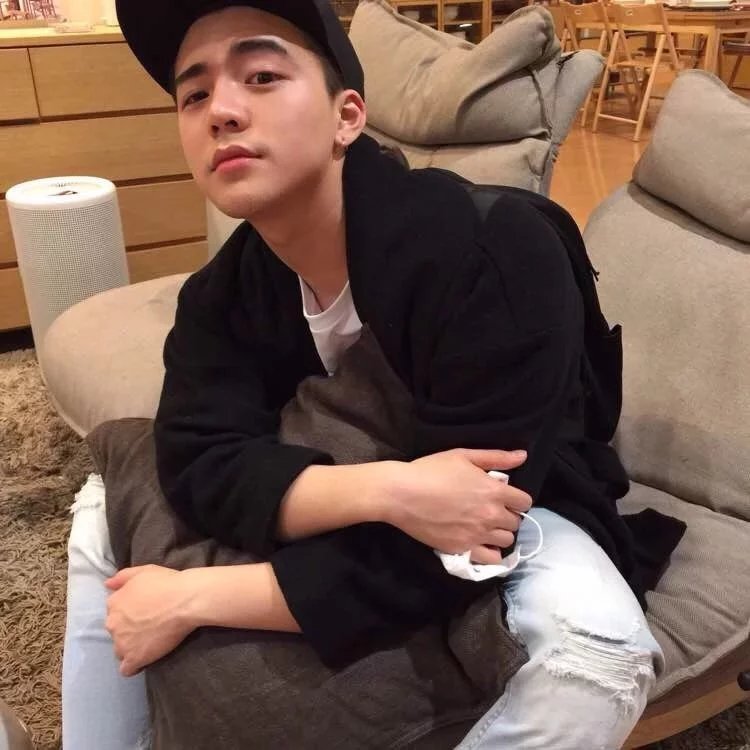 任灵凡宁