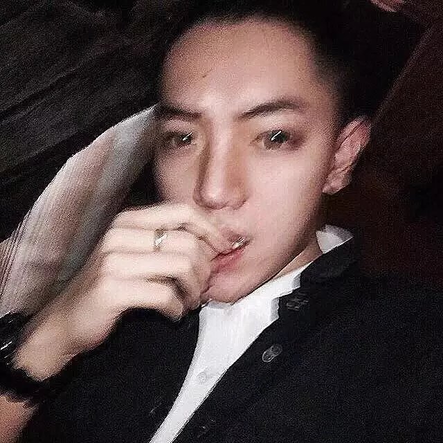廖子菊宏