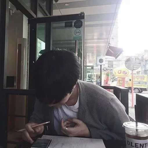 弘鸣彩琳