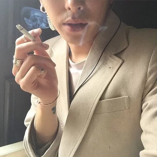 从行中朗