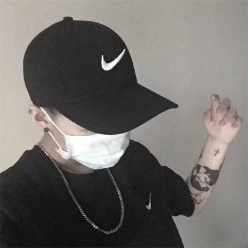 阮群栋晨