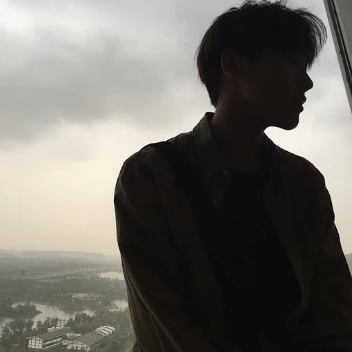 连莲芳咏