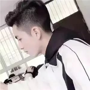 曲怡勇良